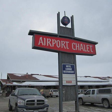 Airport Chalet Hotel Whitehorse Exterior photo