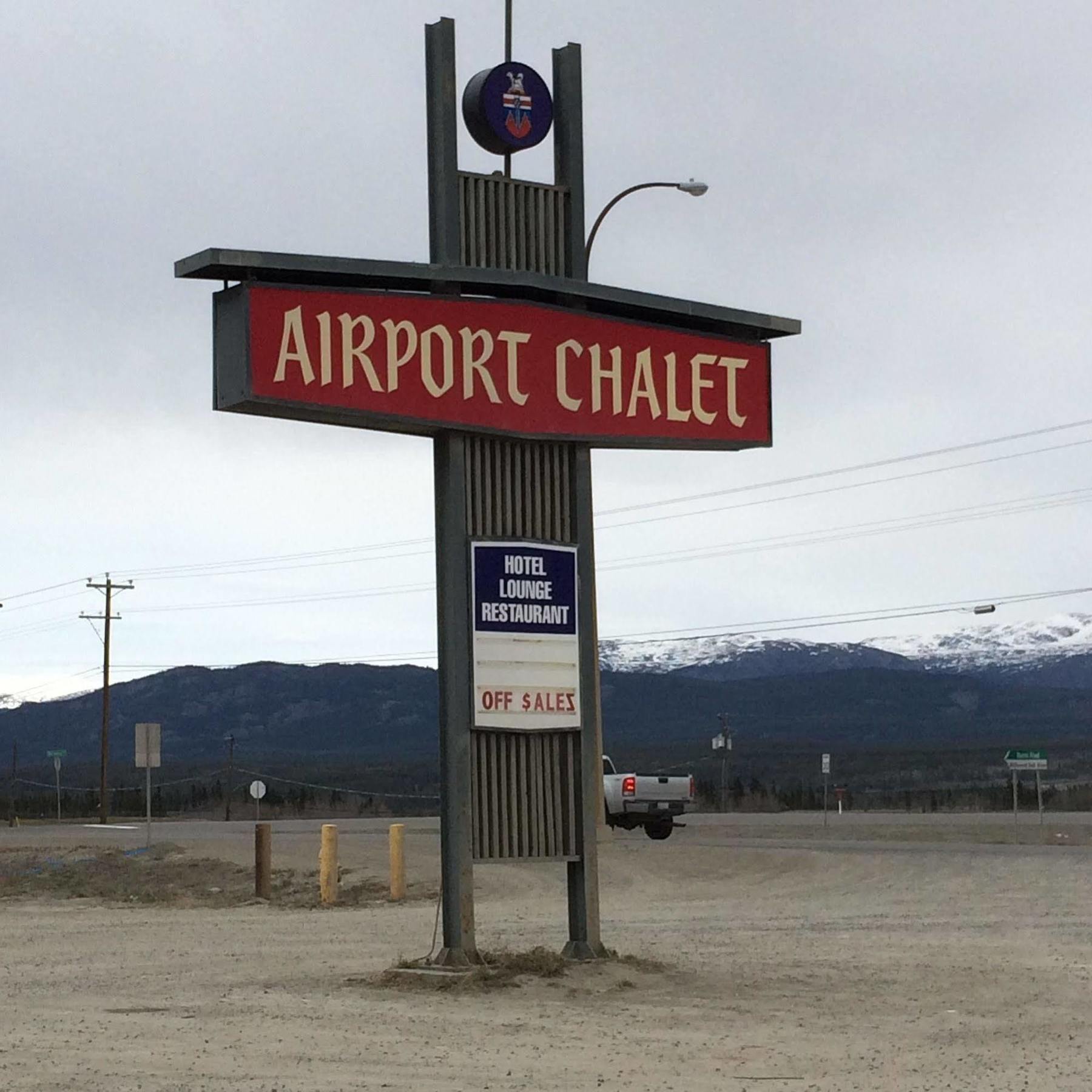 Airport Chalet Hotel Whitehorse Exterior photo